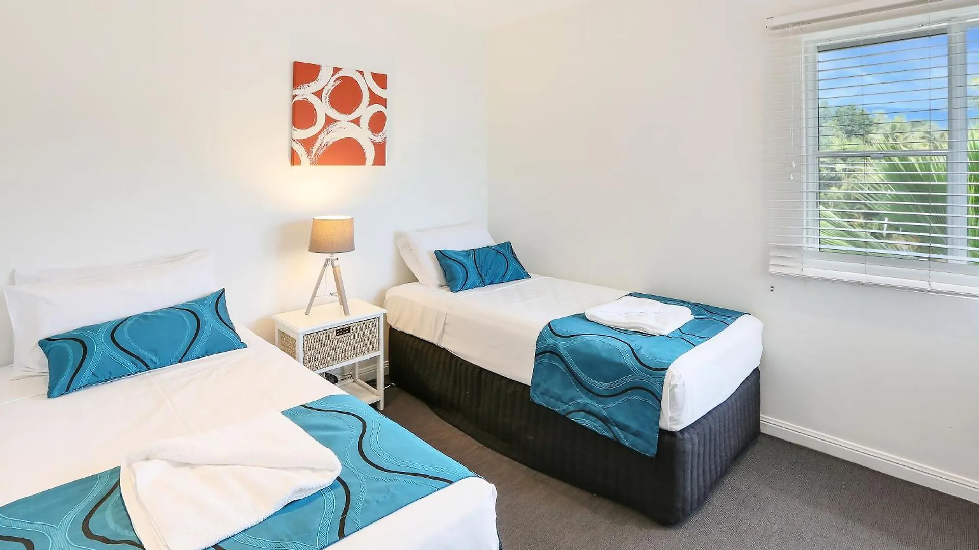 **** Ξενοδοχείο με διαμερίσματα On The Beach Apartments Trinity Beach Αυστραλία