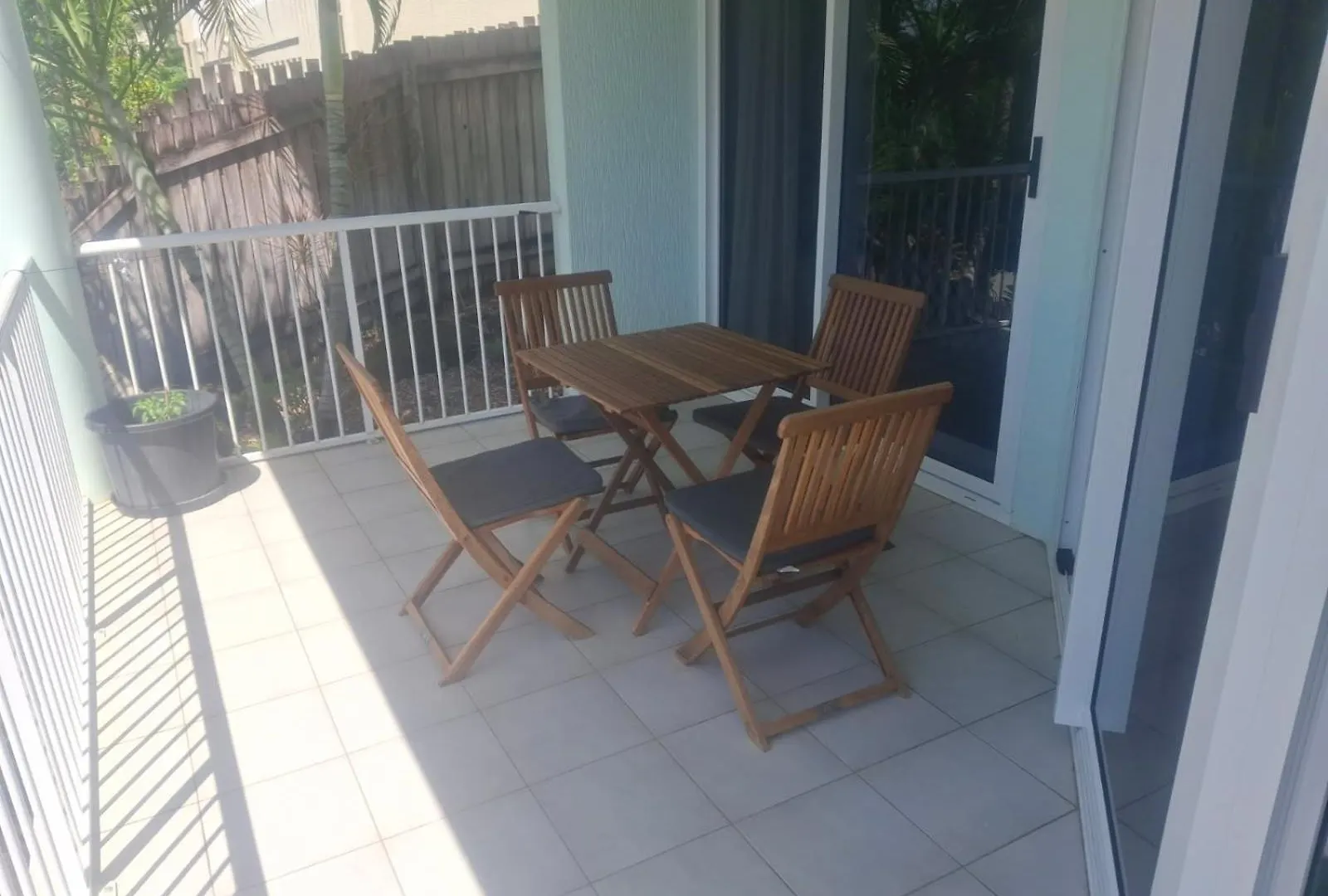 On The Beach Apartments Trinity Beach 4*,  Αυστραλία