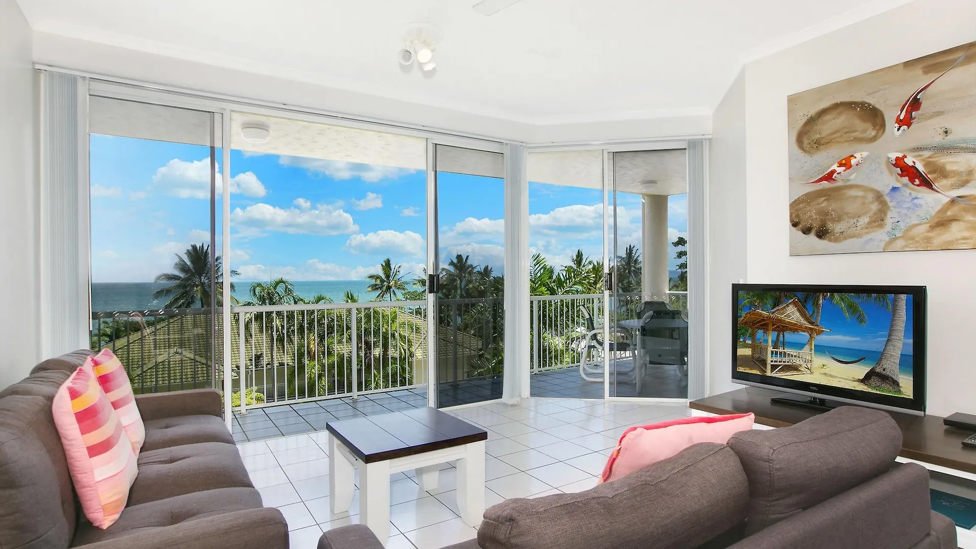 Aparthotel On The Beach Apartments Trinity Beach